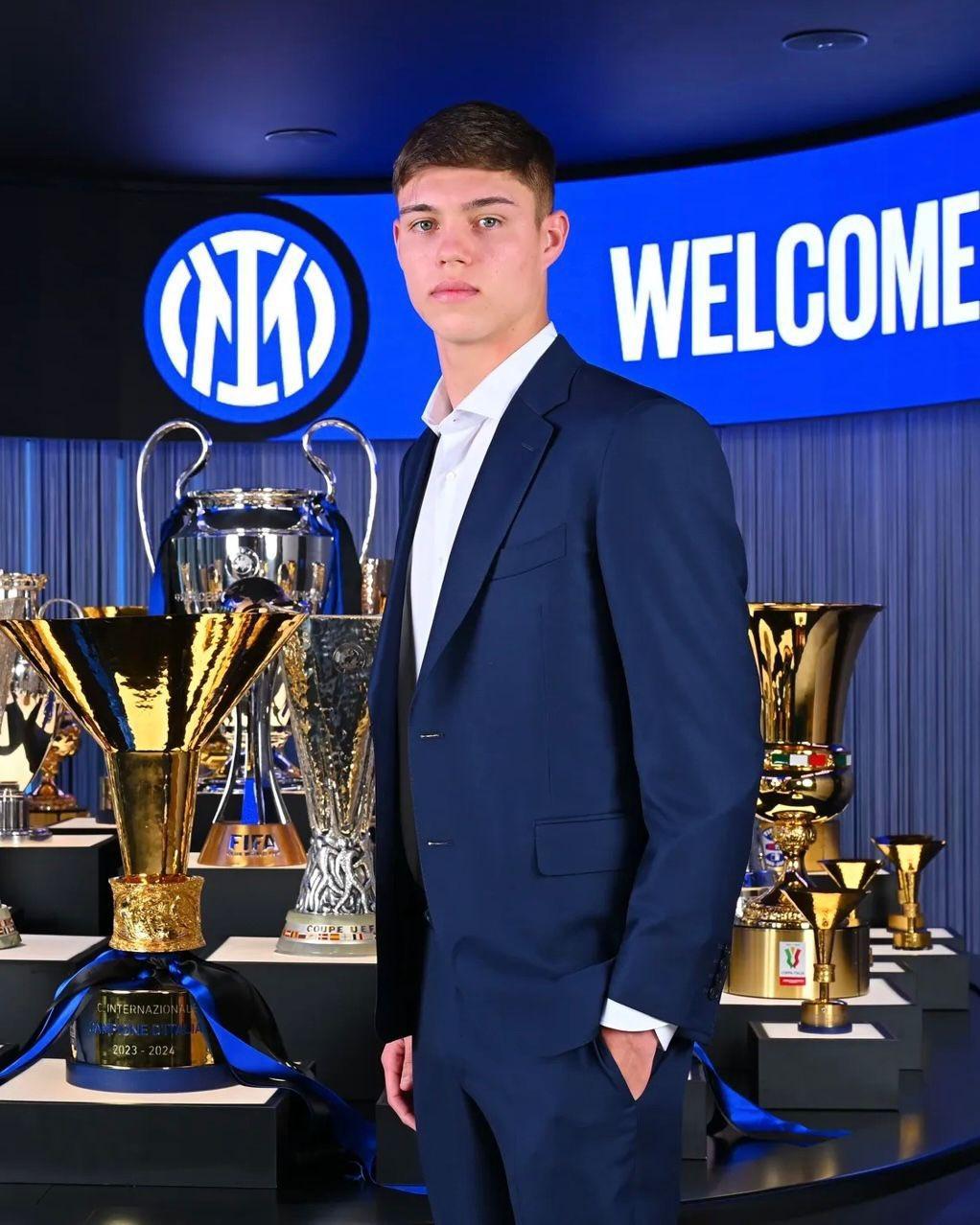 罗马诺：国米在帕拉西奥斯交易加入30%二转分成，触发买断后生效